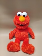 Tickle Me Elmo 2016 C0923 Giggles Shakes Talks Hasbro Sesame Street Plush Gift
