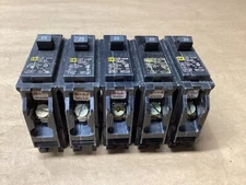 LOT OF 5 Square D HOM120 Circuit Breaker, 20A, 120/240V, 1P, #105F225*CO