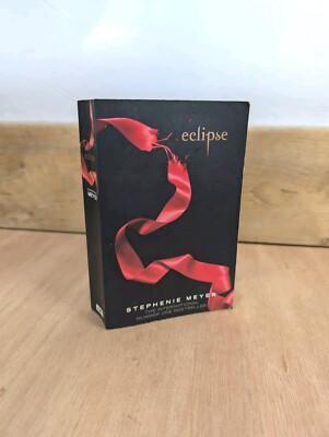 ECLIPSE von Stephenie Meyer ~ Twilight Saga Serie Buch ~ Taschenbuchausgabe 2009