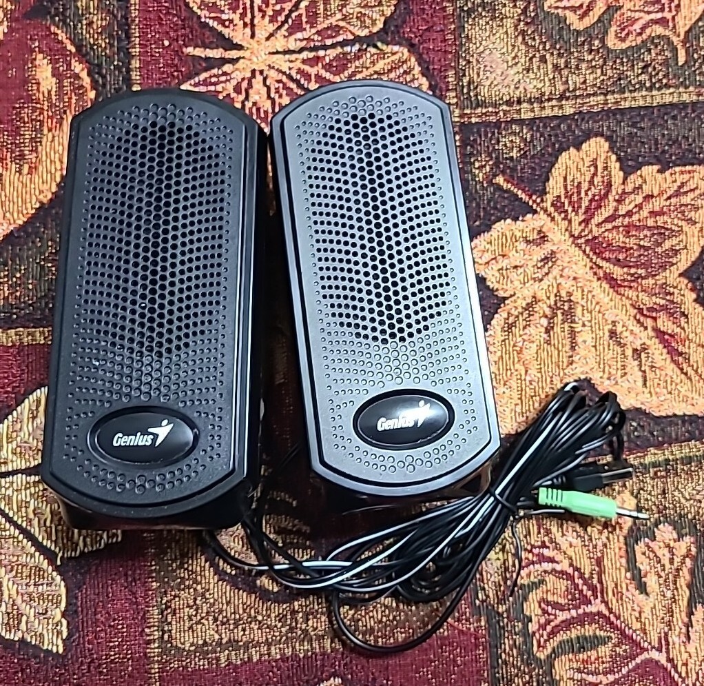 Multimedia Clear Pc Desktop Computer 2 Speakers