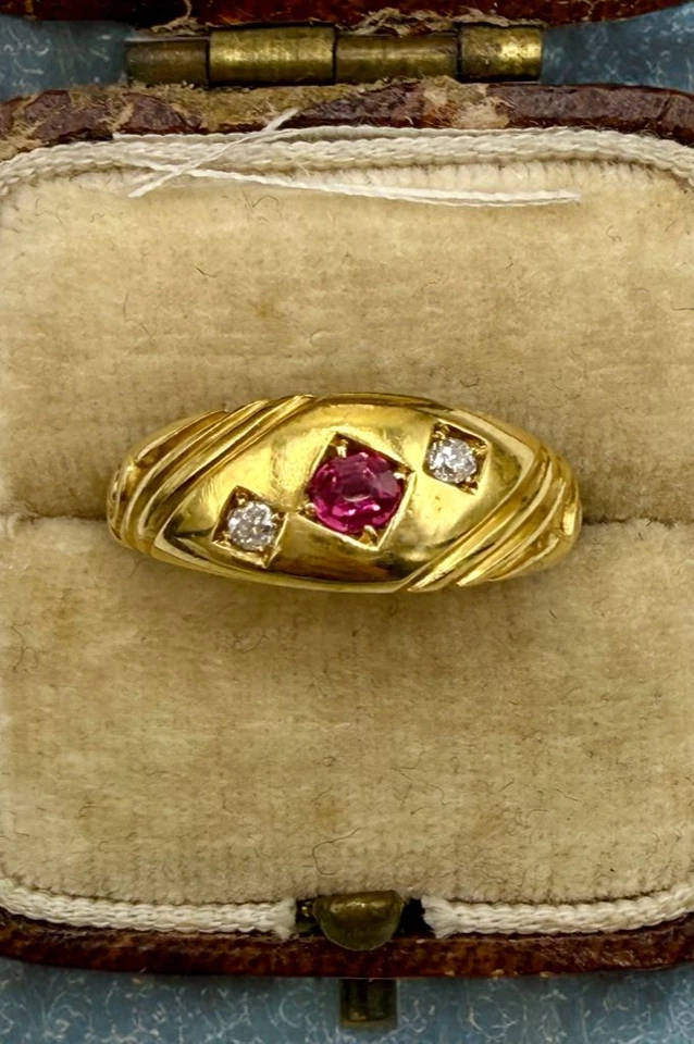 ✨💍Jewelry Through the Ages: Vintage and Antique Glam 💖💎