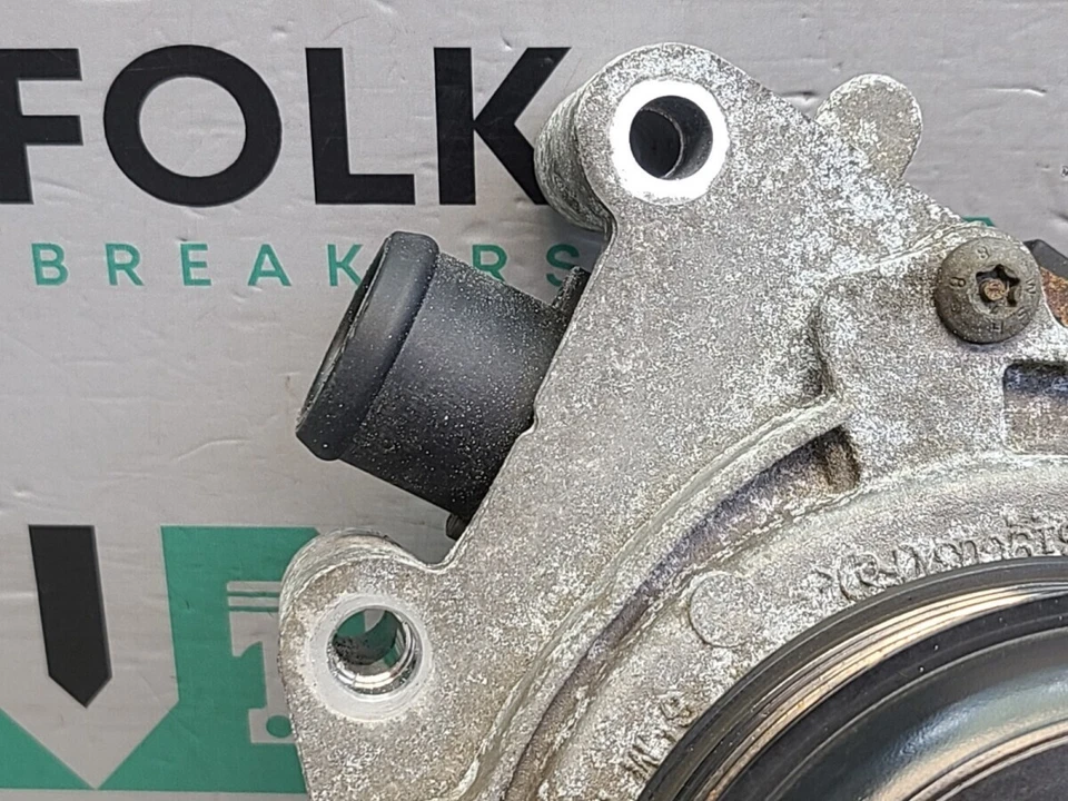 Mercedes Vito W447 Coolant Water Pump A6512008401 - Image 4 of 4