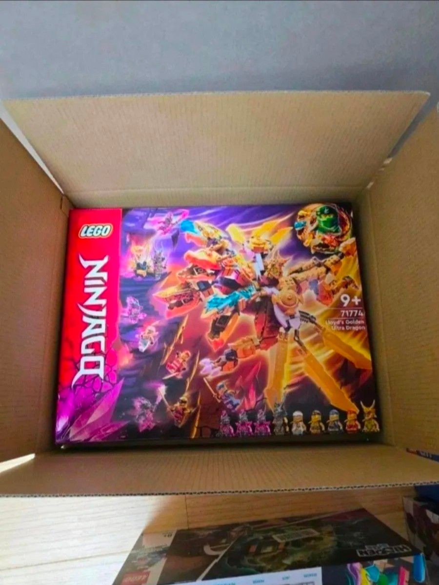 Lego 71774 Ninjago Lloyd's Golden Ultra Dragon 989pcs FedEx
