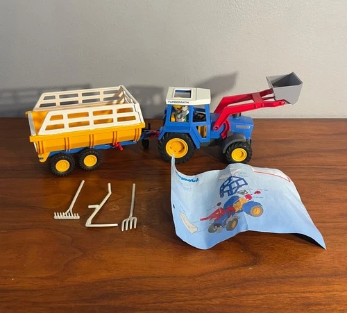 Playmobil 3073 Tractor With Hay Wagon 99% Complete Vtg 1992 w instructions