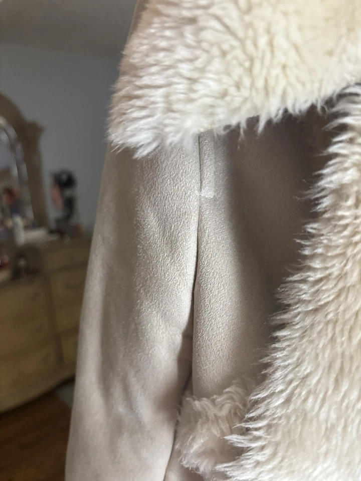 Express-Shearling Moto Jacket-Tan Faux Suede/Fur-S Cozy Winter Outerwear - Image 4 of 4