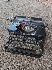 Vtg 1920's Royal Portable 