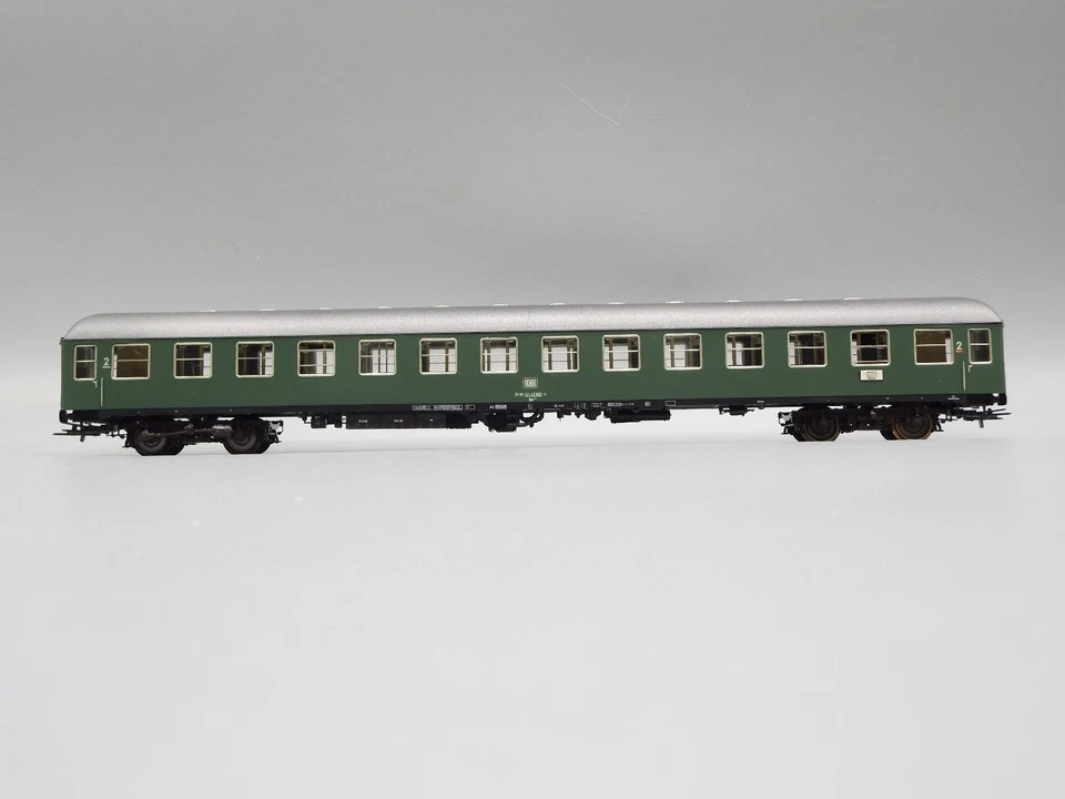 Ade Bm grün 22-42802-4