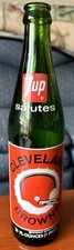 Vintage 1974 7-Up Salutes The Cleveland Browns  Commemorative Bottle Great Shape