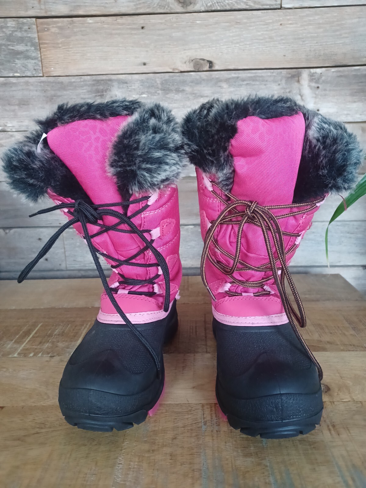 Kamik Girls Snowgypsy Snow Boot Pink/Black Insulated Waterproof Snow