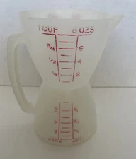 Vintage Tupperware Hourglass Wet/Dry Double Measuring Cup 8 oz 2 Sided Spout