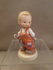  Mabel Lucie Attwell,memories of yesterday 1994"Making thr right connection".L.E