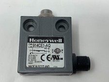Honeywell 914CE1-AQ Limit Switch Plunger 1NC/1NO 5A@240V Actuator