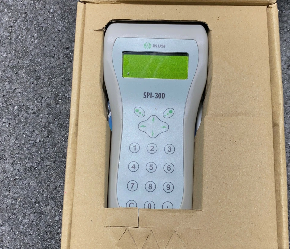 IKUSI THF-011 Modular Headends HD, SPI-300 Programmer, CFP-500 Power Supply  - Image 3 of 4