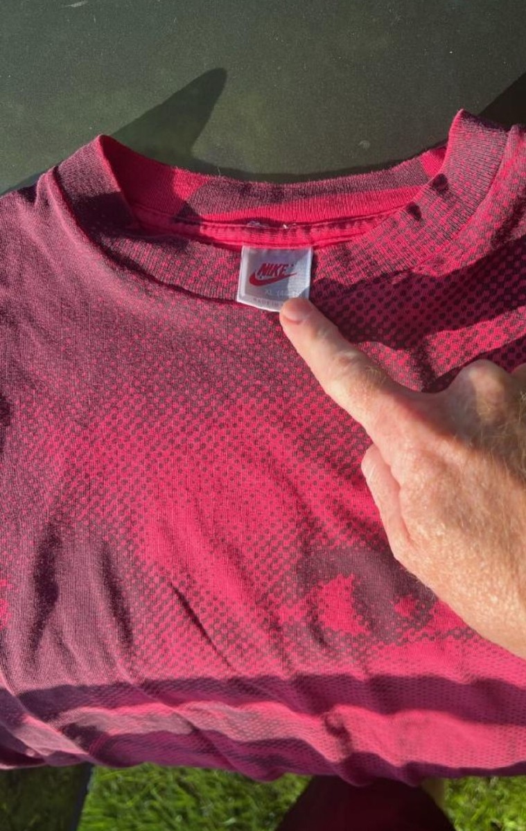 Vintage 90s Nike Michael Jordan Red Big Face Pixel Art Shirt Size