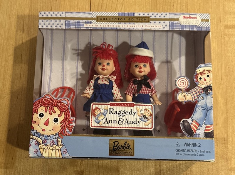 NRFB 1999 KELLY & Tommy As Raggedy Ann & Andy. 1st In Storybook Favorites.