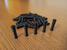 O Gauge street bollards 1:43 Scale for Model Railway pack of 30
