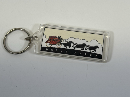 Wells Fargo Keychain Banking Advertising Logo Keyring Plastic Keytag - Afbeelding 2 van 3