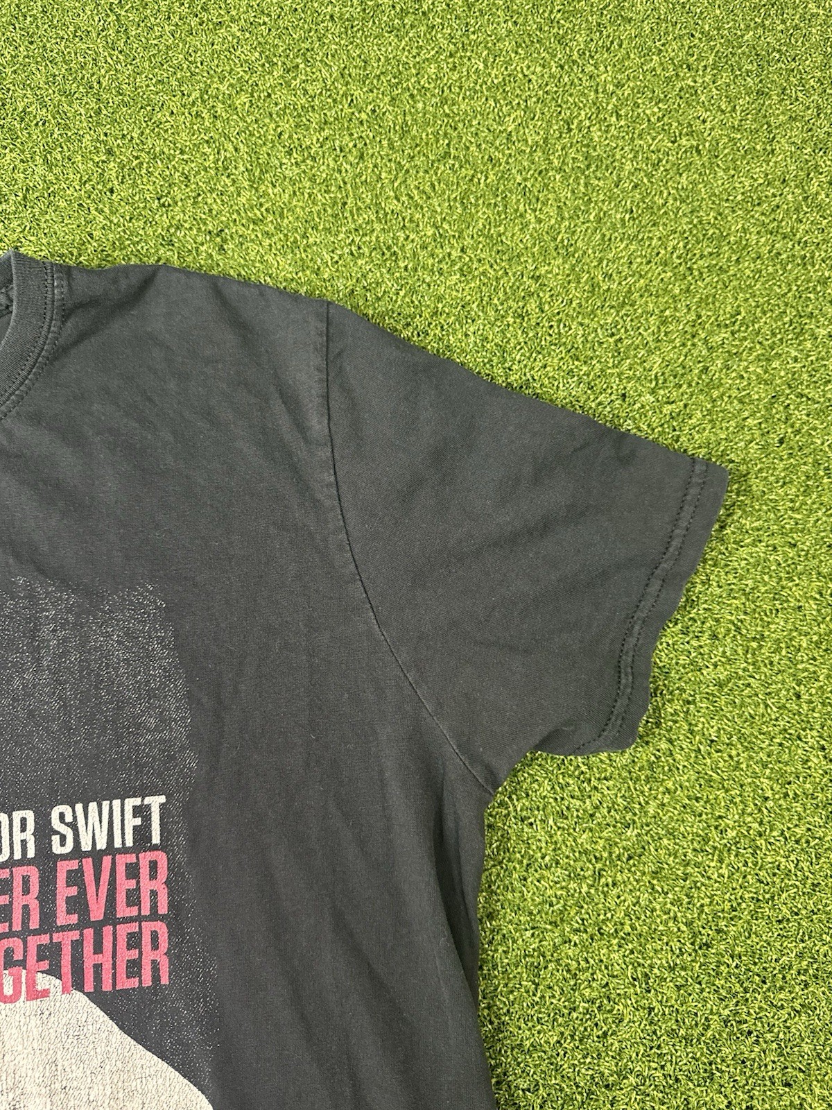 Taylor Swift We Are Never Ever Getting Back Together Black T Shirt Womens M RARE image 9