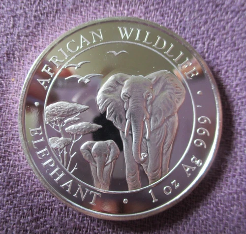 African Wildlife Elephants 2015  1 Troy Oz. .999 Fine Silver Rd. Somali Republic