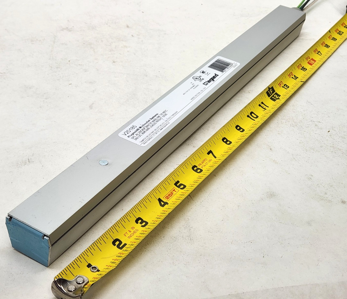 NEW - Legrand Wiremold #V20185 Plugmold Wire-Ended 6 Multi-Outlet Strip TR