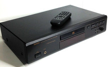 DENON DCD-485 CD PLAYER. WITH REMOTE CONTROL
