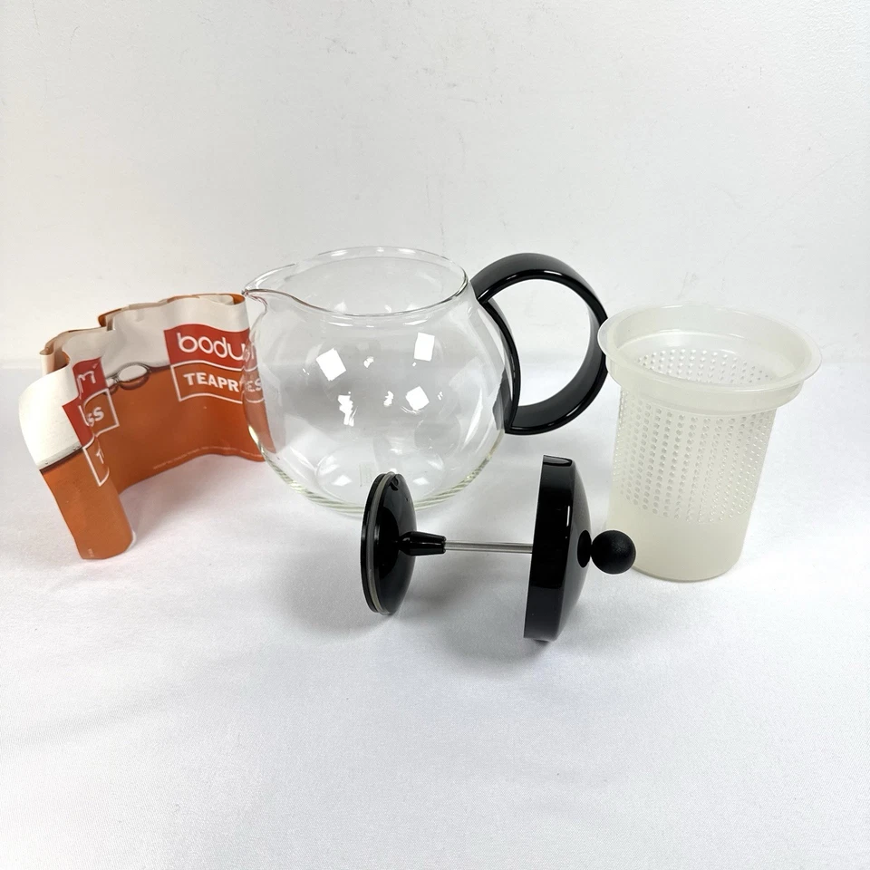 Bodum Assam Tea Press Glass With Infuser Filter Paperwork 1.0L Tetera Black - Image 2 of 4