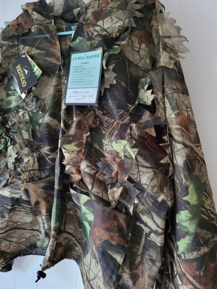 Red Head 3-D Bugs Master Hunter Vest  2 Piece Set Realtree. - Image 4 of 4
