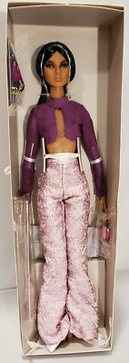 2017 Integrity Toys Convention Fashion Fairytale Nu Face