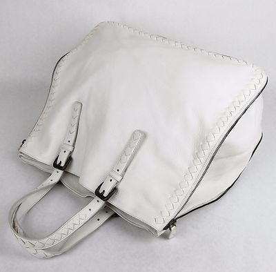 【Milk】bottega veneta BOTTEGA VENETA Milk White Leather Zip Around Tote Bag Woven