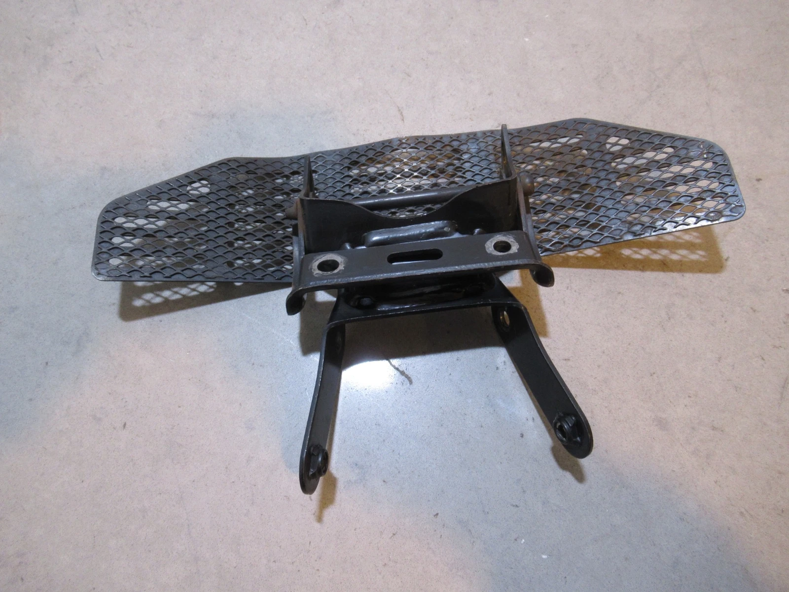 Yamaha Viper 700 Hood Hinge 2004 #6