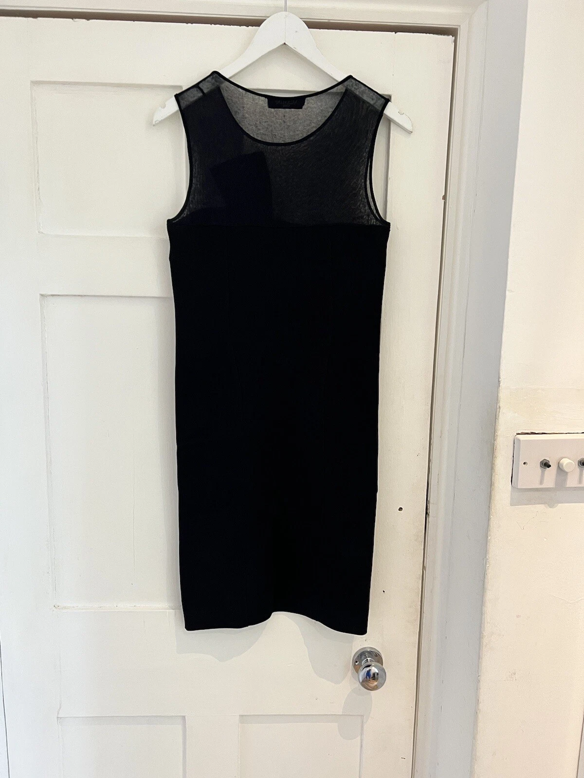 Abito principale Valentino piccolo ""bodycon"" nero UK6 8