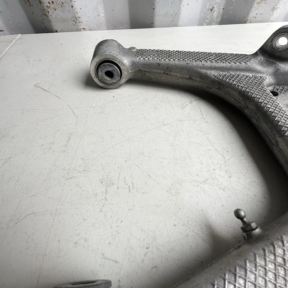 14-19 CHEVY CORVETTE OEM LH DRIVER DRIVERS REAR LOWER CONTROL ARM 20965285 - Image 3 of 4