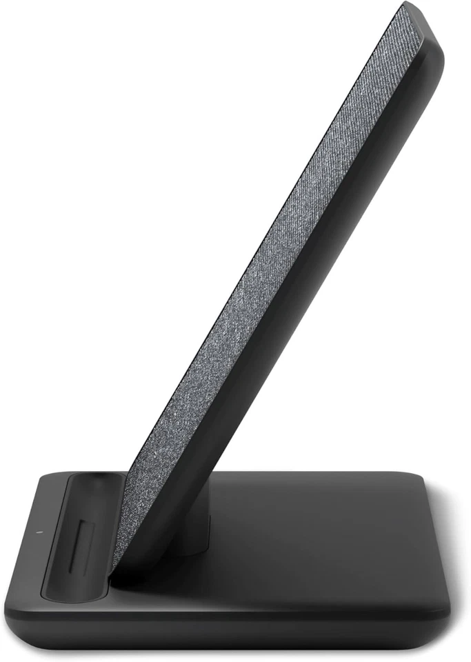 Wireless Charging Dock for Kindle Paperwhite Signature Edition - Made for Amazon - Image 4 of 4