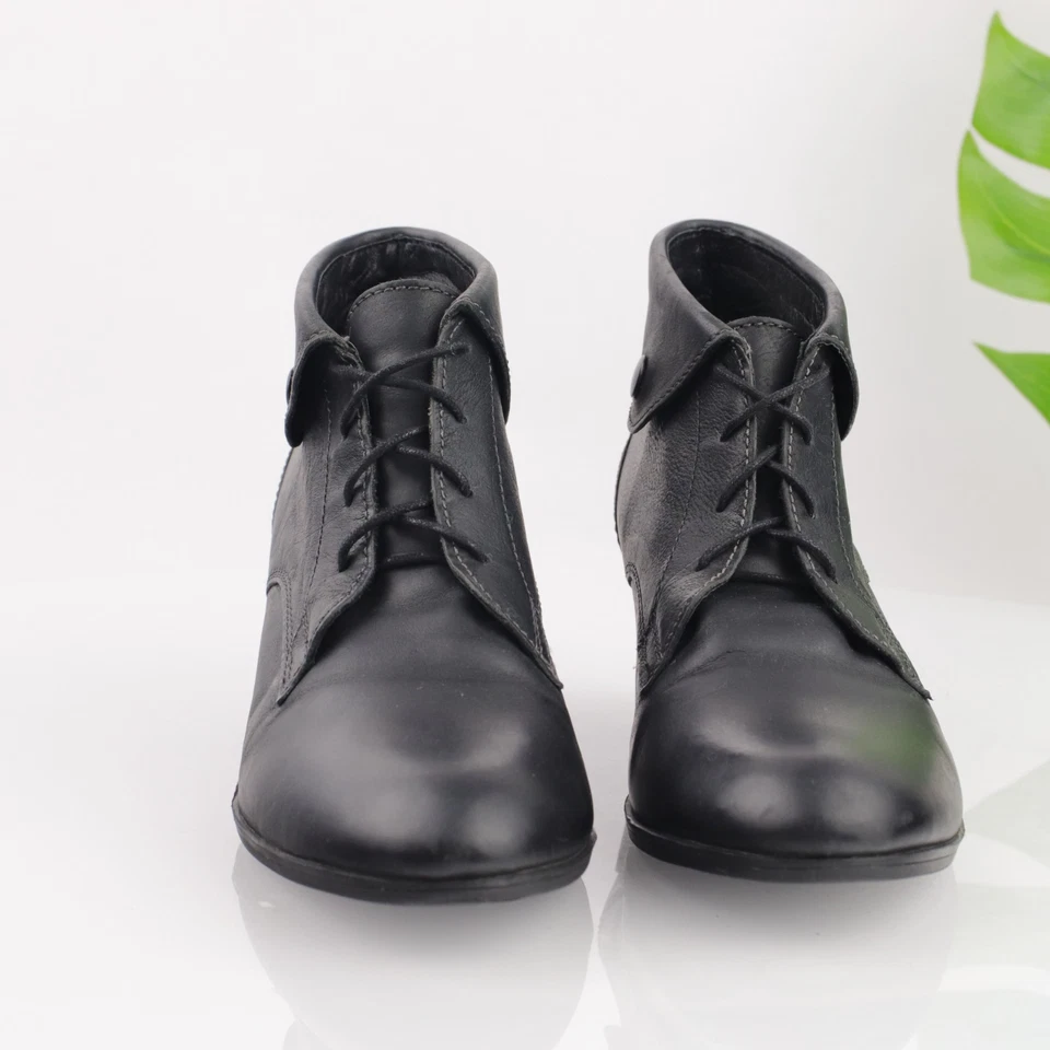 Bota Taos Feminina Escriba Tamanho 41 10 Couro Preto com Cadarço Salto Bloco Indie - Imagem 2 de 4