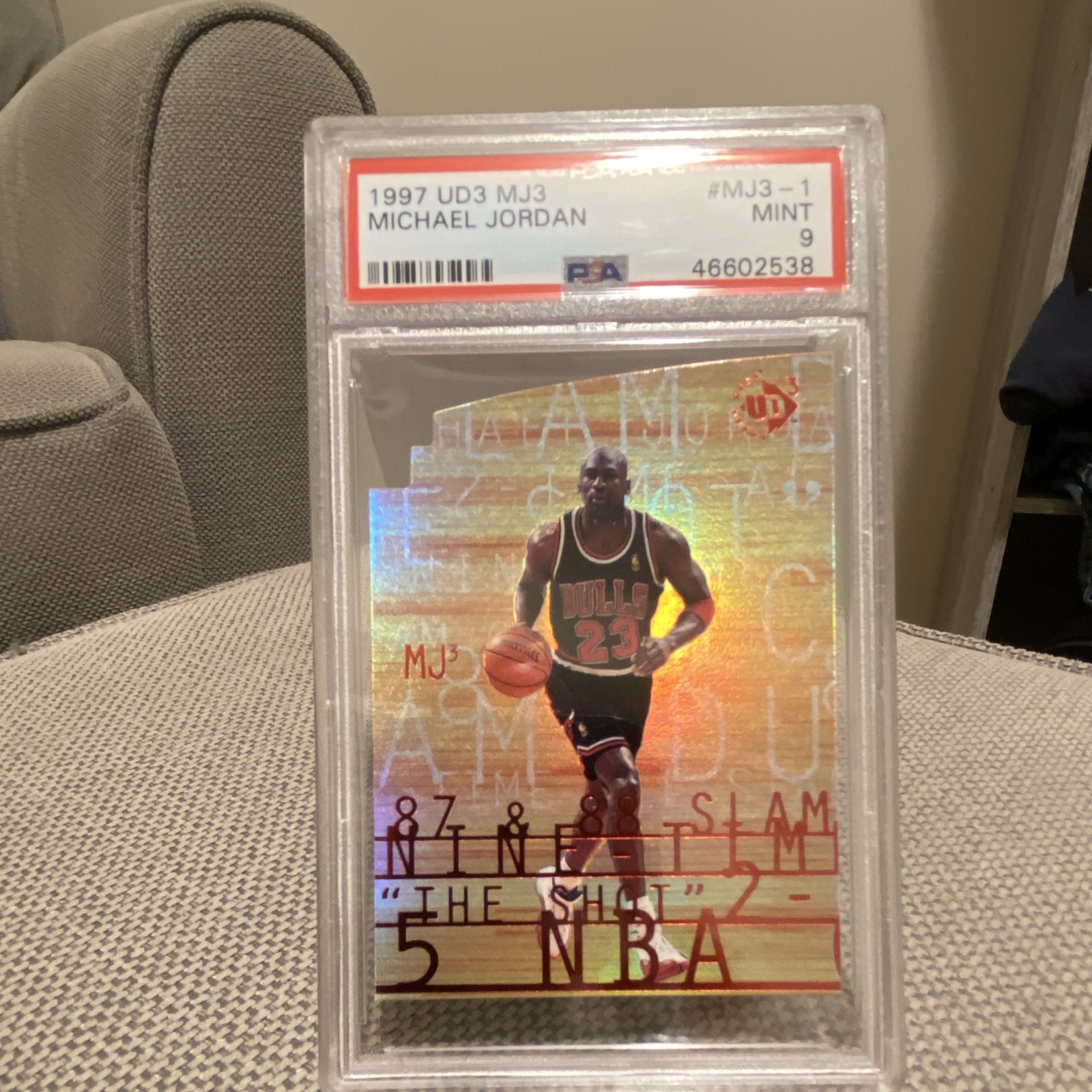 Upper Deck Michael Jordan Bulls 1997-98 UD3 MJ3 Insert MJ3-1 PSA 9
