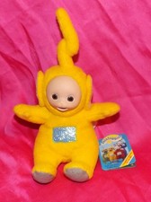 NWT 1998 Teletubbies Laa Laa Plush Doll Toy Eden Gift Red Beanie Loose Tag