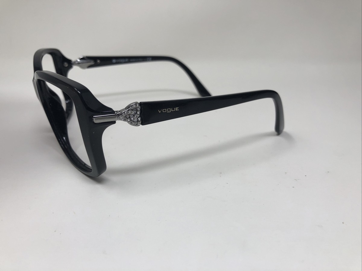 ?️Vogue VO2944-S W44/11 Sunglasses 57/18 135 /KAB532?️​ Vogue Eyewear Italy VO 2832-S-B W44/11 57-18-135 2N Black  main image 3