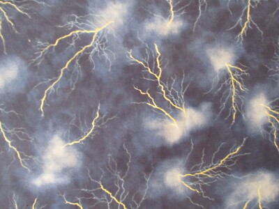 4 YDs LIGHTENING IN NIGHT SKY SHADES OF BLUE BACKGROUND 100% COTTON OOP 2009