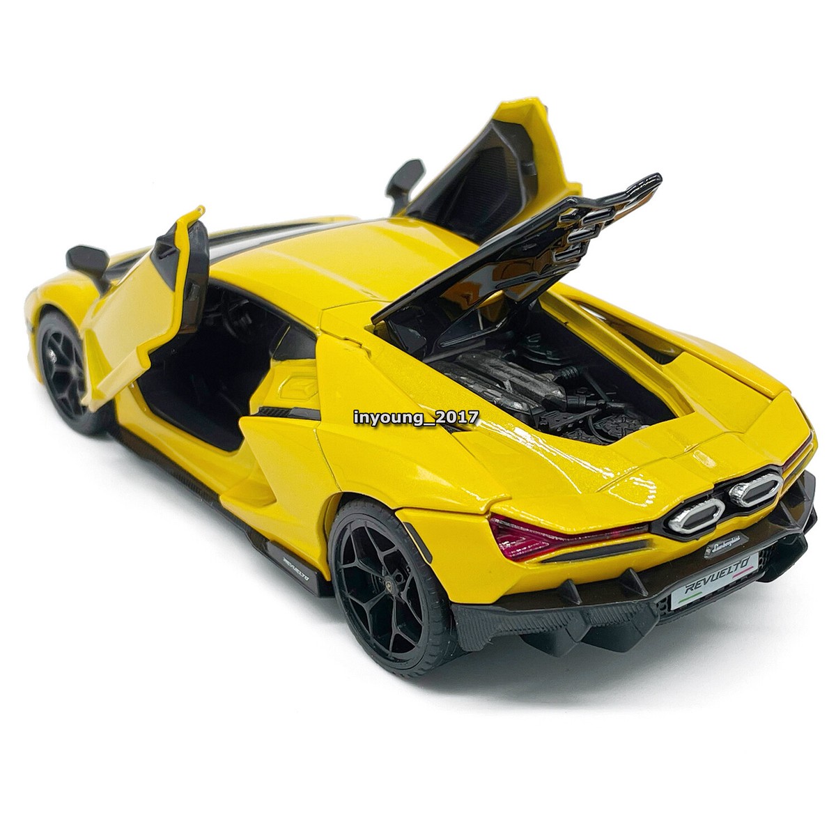 ミニカー Lamborghini 720th yellow. j6026_1.jpg