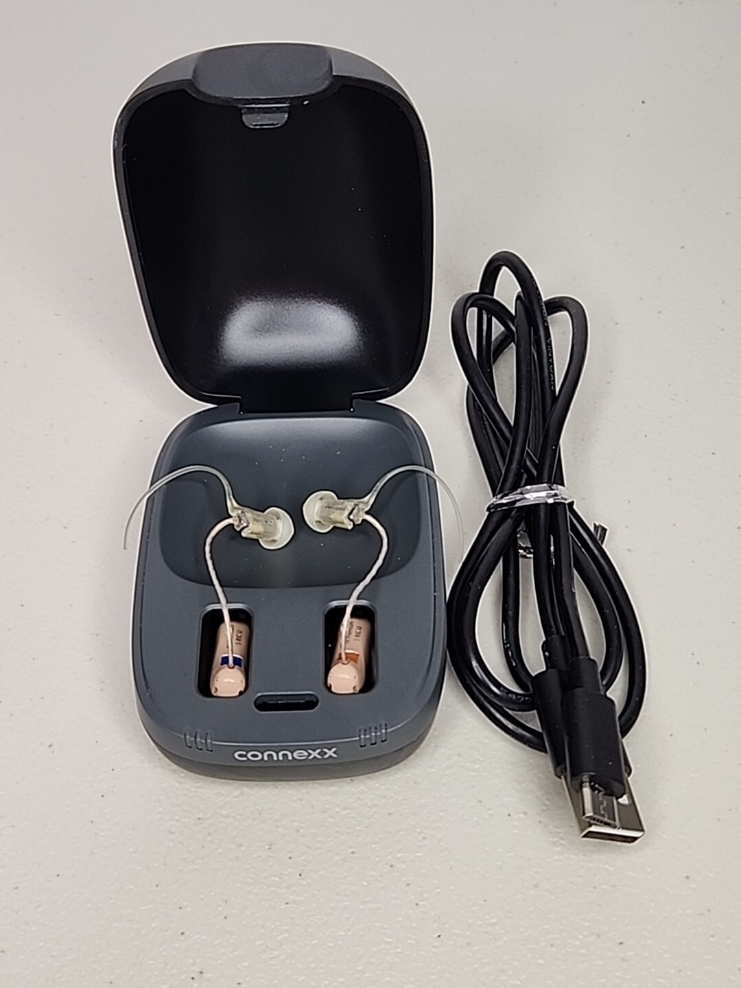 Tru Hearing Aids TH Premium 5RIC LI W/Connexx Charging Station Tested