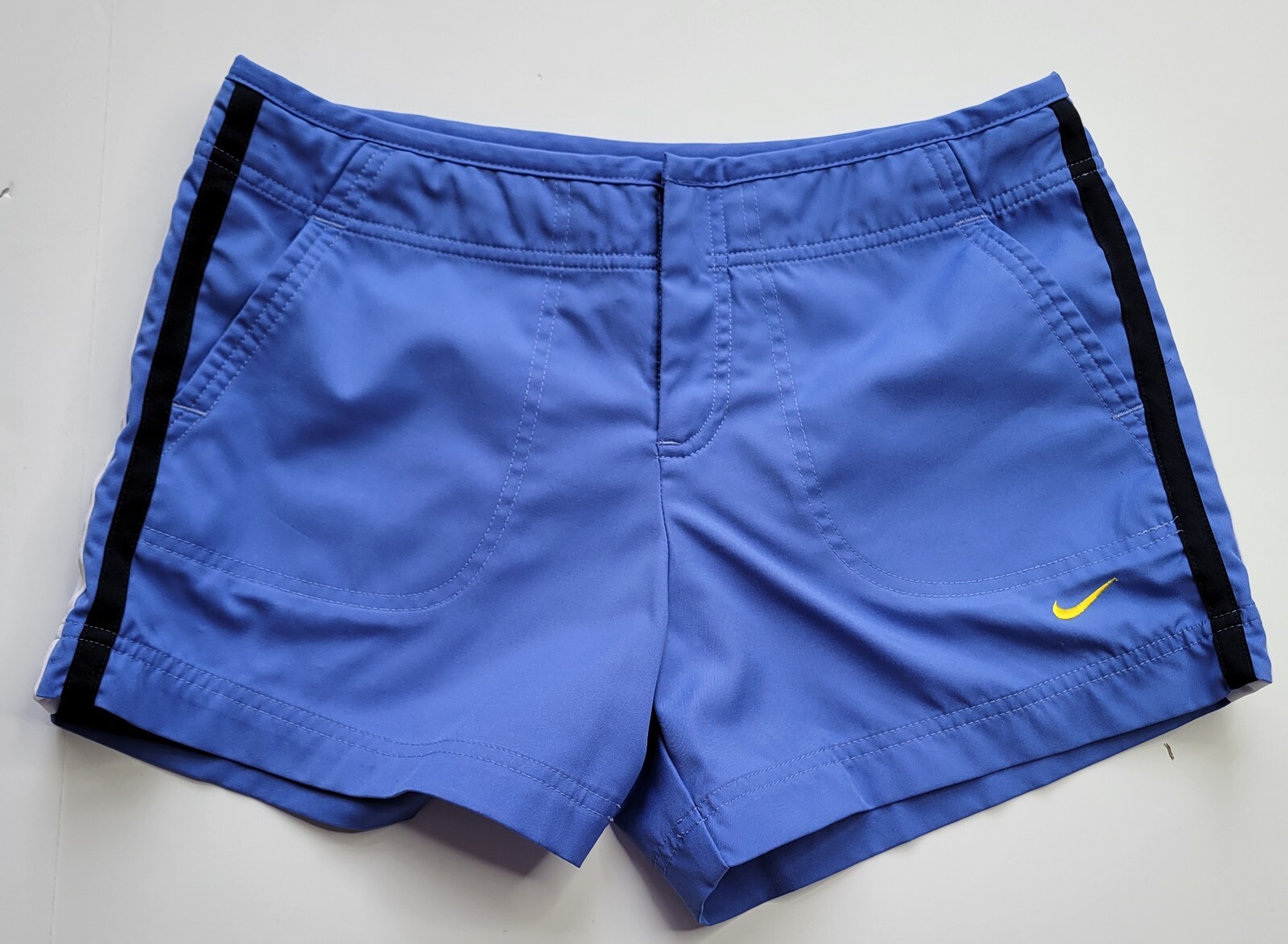 Nike Women's Athletic Shorts Blue Size Small (46) eBay
