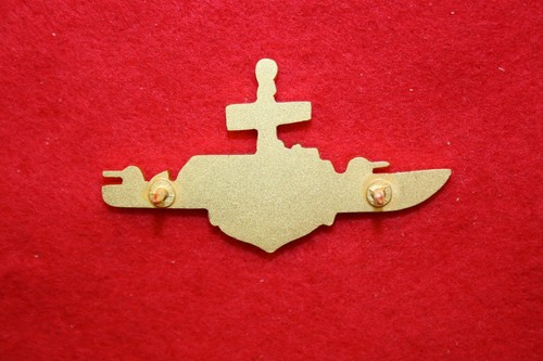 ORIGINAL CHILE MARINA CHILENA BARCO COHETE TRIPULACIÓN GORRA DE METAL SOMBRERO UNIFORME INSIGNIA - Imagen 2 de 2