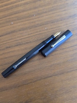 Vintage Eagle Black Chased Hard Rubber Fountain Pen, 14k Nib, Working