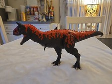 Jurassic World Legacy Collection Roarin Real Feel Carnotaurus dinosaur Works 