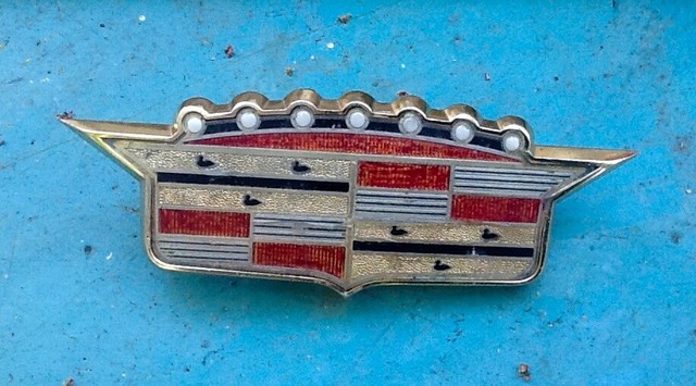 1957 Cadillac TRUNK Crest Emblem and Bezel 1466334 OEM Rare hard to