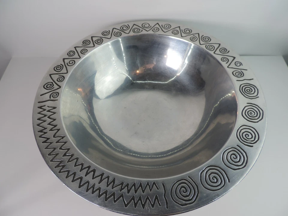 Ensaladera Wilton Armetale Reggae solo plato grande de colección para servir Foto 3 de 4