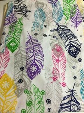 SCRUB TOP SIZE SMALL COLORFUL FEATHERS NWT NURSE MEDICAL CNA VET TECH DENTAL S
