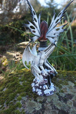 Figurine Manga Fée Coquine Heroic Fantasy - Résine Multicolore - 1/5 - Neuve