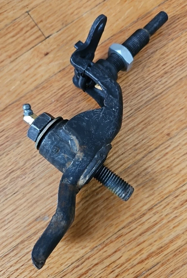 OEM 1982-1994 CHEVY S10 BLAZER GMC S15 JIMMY 4X4 CAJA DE TRANSFERENCIA PALANCA DE CAMBIOS Foto 3 de 4