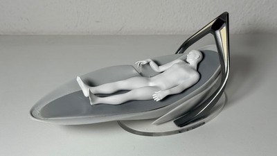 Tisch Deko 20cm ''Modern Relax'' Figur für Kosmetik Studio Theke Wellness Empfang